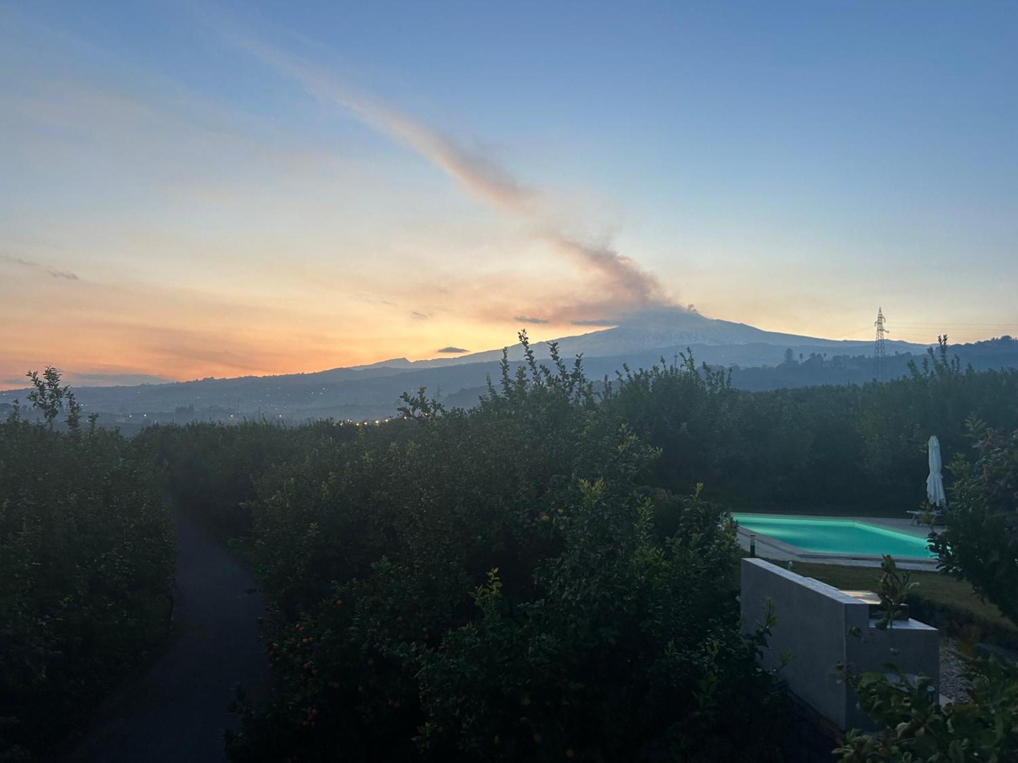 Villa Iiulia Hills Фиумефредо ди Сицилия Екстериор снимка